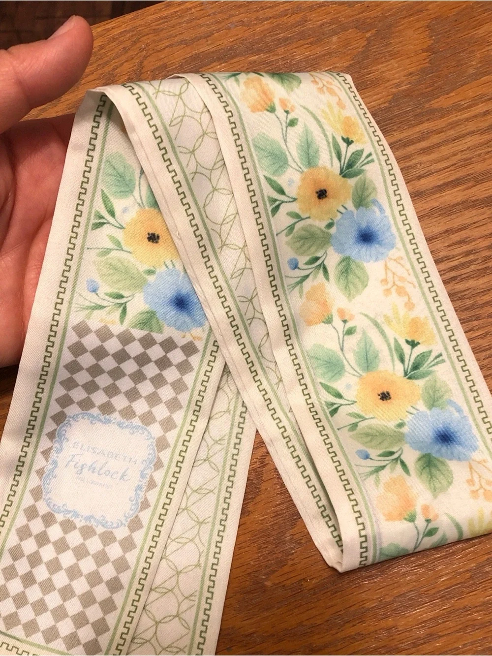 Elegant Cream Floral Twilly Scarf